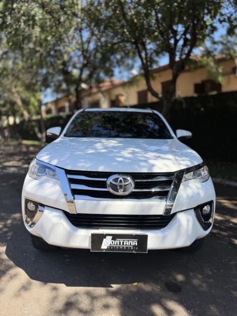 TOYOTA Hilux SW4 2.7 16V 4P SR FLEX AUTOMTICO, Foto 2