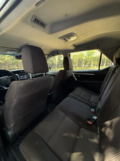TOYOTA Hilux SW4 2.7 16V 4P SR FLEX AUTOMTICO, Foto 11