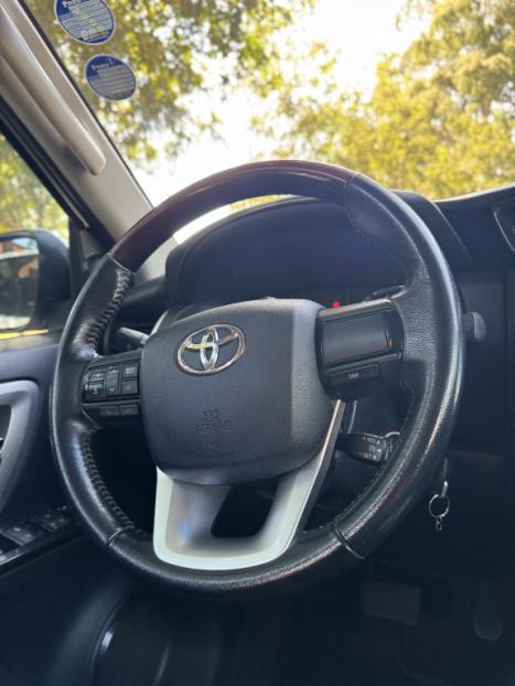 TOYOTA Hilux SW4 2.7 16V 4P SR FLEX AUTOMTICO, Foto 13
