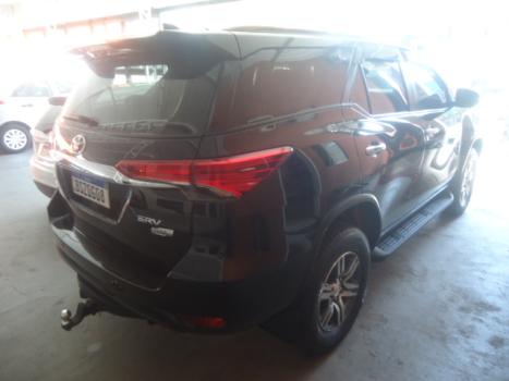 TOYOTA Hilux SW4 2.7 16V 4P FLEX SRV 7 LUGARES AUTOMTICO, Foto 9
