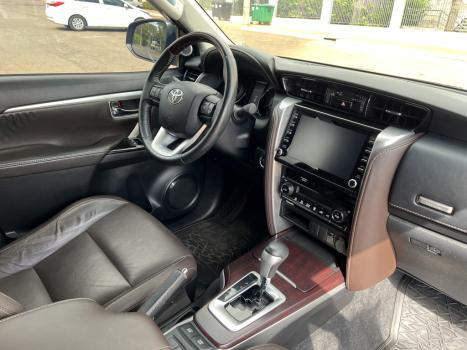 TOYOTA Hilux SW4 2.7 16V 4P FLEX SRV 7 LUGARES AUTOMTICO, Foto 14