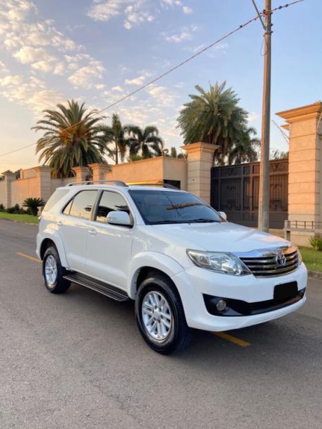 TOYOTA Hilux SW4 2.7 16V 4P SR FLEX AUTOMTICO, Foto 2