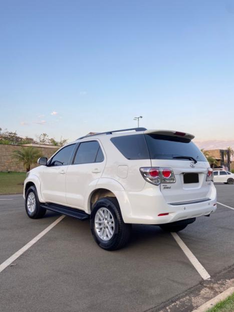 TOYOTA Hilux SW4 2.7 16V 4P SR FLEX AUTOMTICO, Foto 4