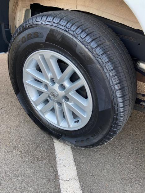 TOYOTA Hilux SW4 2.7 16V 4P SR FLEX AUTOMTICO, Foto 14