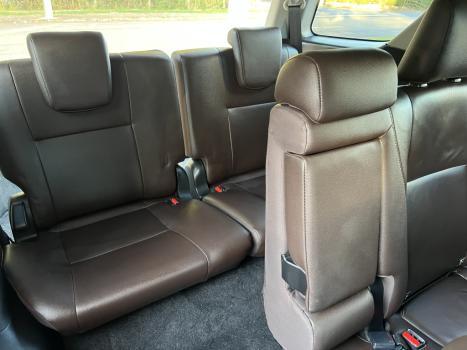 TOYOTA Hilux SW4 2.8 16V 4P SRX 4X4 7 LUGARES TURBO DIESEL AUTOMTICO, Foto 18