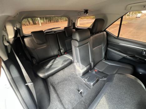 TOYOTA Hilux SW4 2.8 16V 4P SRX 4X4 7 LUGARES TURBO DIESEL AUTOMTICO, Foto 15
