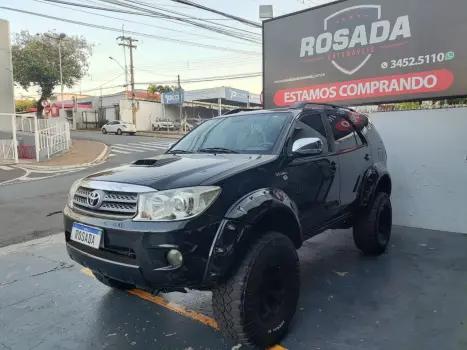 TOYOTA Hilux SW4 3.0 16V 4P SRV 4X4 7 LUGARES TURBO DIESEL AUTOMTICO, Foto 1