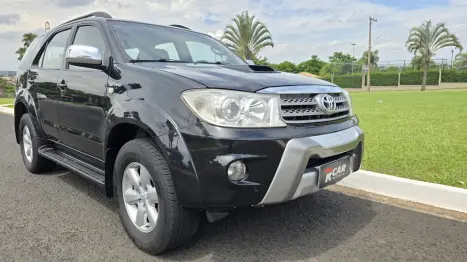 TOYOTA Hilux SW4 3.0 16V 4P 4X4 SRV TURBO DIESEL, Foto 5