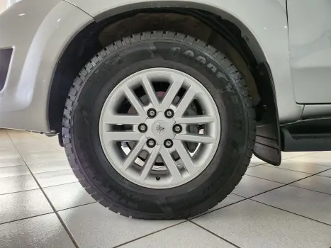 TOYOTA Hilux SW4 3.0 16V 4P SRV 4X4 TURBO DIESEL AUTOMTICO, Foto 12