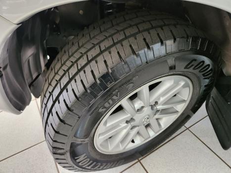 TOYOTA Hilux SW4 3.0 16V 4P SRV 4X4 TURBO DIESEL AUTOMTICO, Foto 13