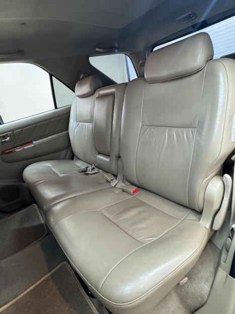 TOYOTA Hilux SW4 3.0 16V 4P SRV 4X4 7 LUGARES TURBO DIESEL AUTOMTICO, Foto 12