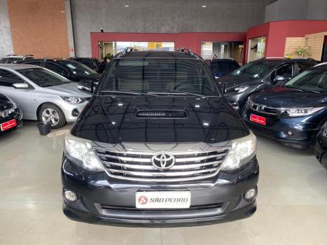 TOYOTA Hilux SW4 3.0 16V 4P SRV 4X4 TURBO DIESEL AUTOMTICO, Foto 3