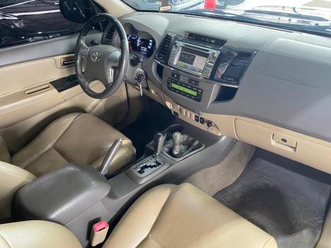 TOYOTA Hilux SW4 3.0 16V 4P SRV 4X4 TURBO DIESEL AUTOMTICO, Foto 13