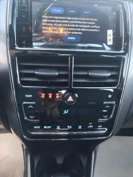 TOYOTA Yaris Hatch 1.5 16V 4P FLEX XS MULTIDRIVE AUTOMTICO CVT, Foto 14