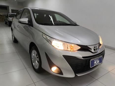 TOYOTA Yaris Hatch 1.3 16V 4P FLEX XL PLUS TECH MULTIDRIVE AUTOMTICO CVT, Foto 4