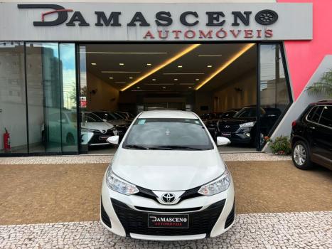 TOYOTA Yaris Hatch 1.3 16V 4P FLEX XL MULTIDRIVE AUTOMTICO CVT, Foto 1