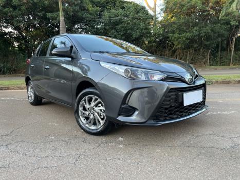 TOYOTA Yaris Hatch 1.5 16V 4P FLEX XS MULTIDRIVE AUTOMTICO CVT, Foto 1