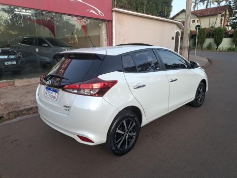 TOYOTA Yaris Hatch 1.5 16V 4P FLEX XLS CONNECT MULTIDRIVE AUTOMTICO CVT, Foto 6