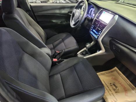 TOYOTA Yaris Hatch 1.5 16V 4P FLEX XL PLUS CONNECT MULTIDRIVE AUTOMTICO CVT, Foto 10