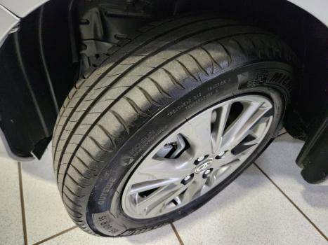 TOYOTA Yaris Hatch 1.5 16V 4P FLEX XL PLUS CONNECT MULTIDRIVE AUTOMTICO CVT, Foto 14