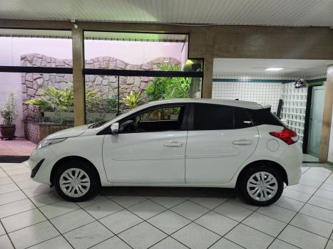 TOYOTA Yaris Hatch 1.3 16V 4P FLEX XL MULTIDRIVE AUTOMTICO CVT, Foto 4