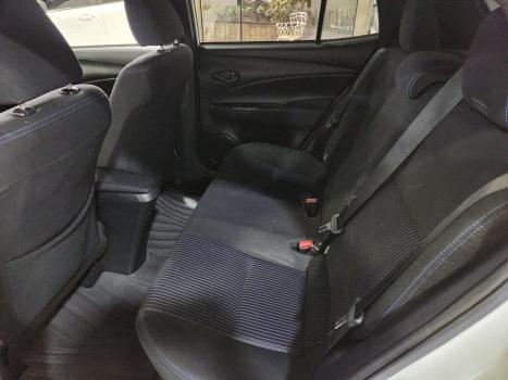 TOYOTA Yaris Hatch 1.3 16V 4P FLEX XL MULTIDRIVE AUTOMTICO CVT, Foto 8