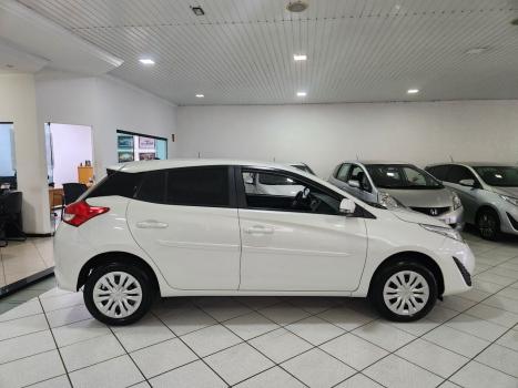 TOYOTA Yaris Hatch 1.3 16V 4P FLEX XL MULTIDRIVE AUTOMTICO CVT, Foto 10