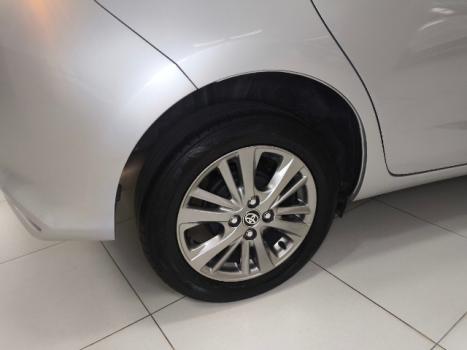 TOYOTA Yaris Hatch 1.5 16V 4P FLEX XS MULTIDRIVE AUTOMTICO CVT, Foto 22