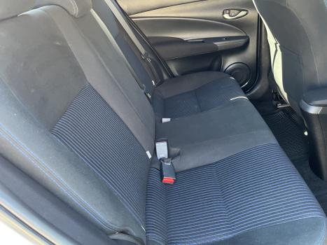 TOYOTA Yaris Sedan 1.5 16V 4P FLEX XL MULTIDRIVE AUTOMTICO CVT, Foto 7