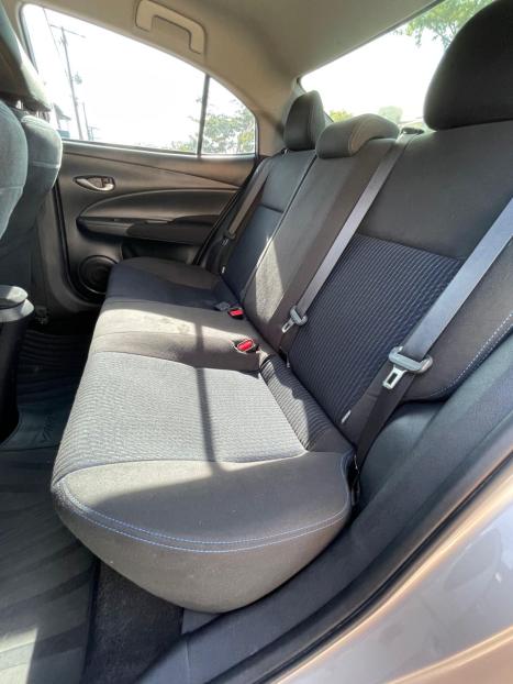 TOYOTA Yaris Sedan 1.5 16V 4P FLEX XL MULTIDRIVE AUTOMTICO CVT, Foto 10