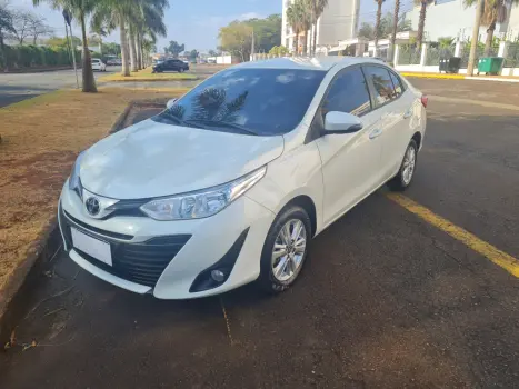 TOYOTA Yaris Sedan 1.5 16V 4P FLEX XL MULTIDRIVE AUTOMTICO CVT, Foto 1