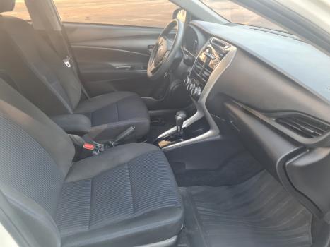 TOYOTA Yaris Sedan 1.5 16V 4P FLEX XL MULTIDRIVE AUTOMTICO CVT, Foto 8