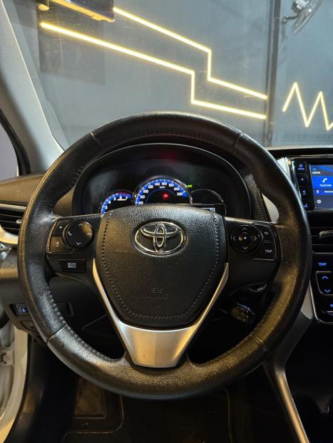 TOYOTA Yaris Sedan 1.5 16V 4P FLEX XLS CONNECT MULTIDRIVE AUTOMTICO CVT, Foto 5