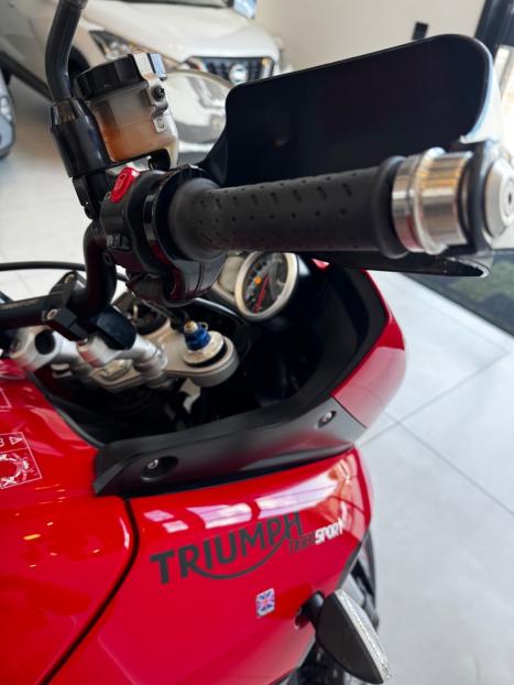 TRIUMPH Speed Triple 1050 R, Foto 6