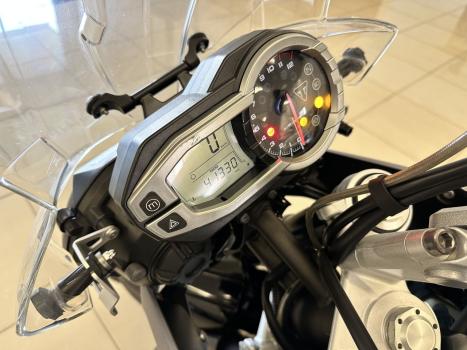 TRIUMPH Tiger 800 XRX, Foto 6