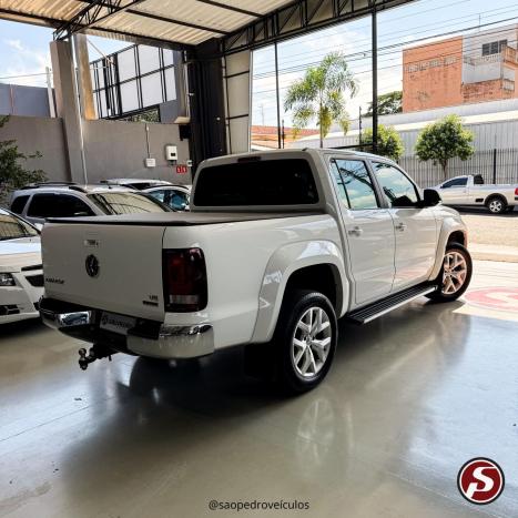 VOLKSWAGEN Amarok 3.0 V6 CABINE DUPLA HIGHLINE 4X4 TURBO INTERCOOLER AUTOMTICO, Foto 6