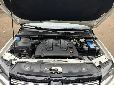 VOLKSWAGEN Amarok 3.0 V6 CABINE DUPLA HIGHLINE 4X4 TURBO INTERCOOLER AUTOMTICO, Foto 5