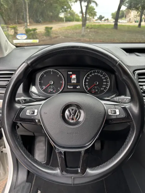 VOLKSWAGEN Amarok 3.0 V6 CABINE DUPLA HIGHLINE 4X4 TURBO INTERCOOLER AUTOMTICO, Foto 6