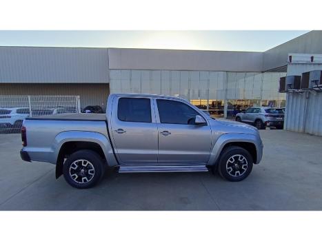 VOLKSWAGEN Amarok 3.0 V6 CABINE DUPLA CONFORT 4X4 TURBO INTERCOOLER AUTOMTICO, Foto 4