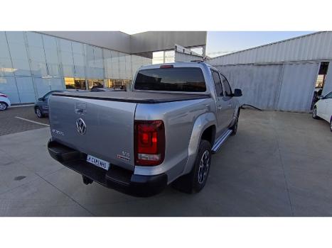 VOLKSWAGEN Amarok 3.0 V6 CABINE DUPLA CONFORT 4X4 TURBO INTERCOOLER AUTOMTICO, Foto 5