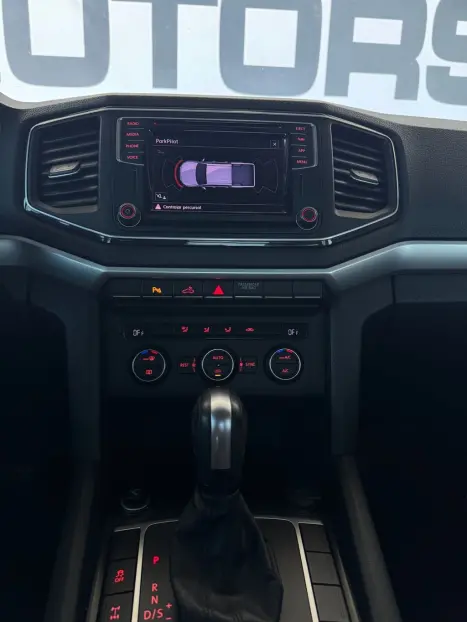 VOLKSWAGEN Amarok 3.0 V6 CABINE DUPLA HIGHLINE 4X4 TURBO INTERCOOLER AUTOMTICO, Foto 9