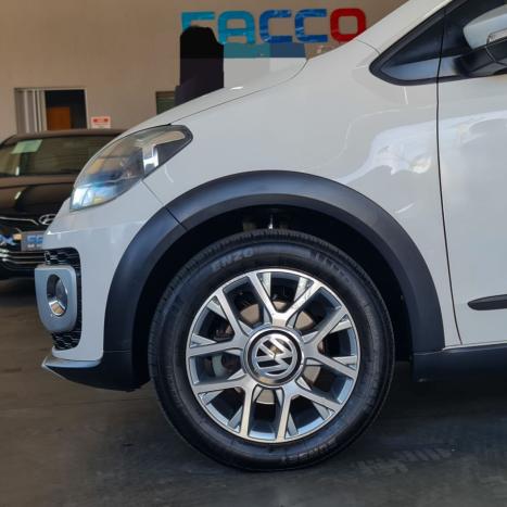 VOLKSWAGEN Cross UP 1.0 12V 4P TSI FLEX, Foto 3