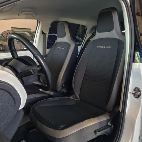 VOLKSWAGEN Cross UP 1.0 12V 4P TSI FLEX, Foto 9