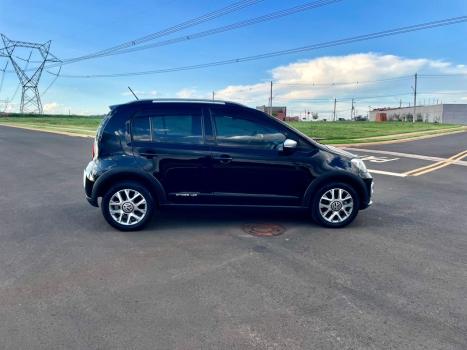 VOLKSWAGEN Cross UP 1.0 12V 4P TSI FLEX, Foto 6