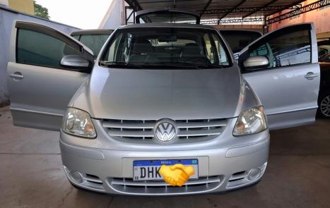 VOLKSWAGEN Fox 1.0 4P FLEX, Foto 2