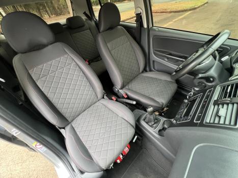 VOLKSWAGEN Fox 1.6 16V 4P MSI HIGHLINE FLEX, Foto 13