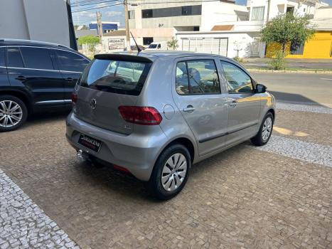 VOLKSWAGEN Fox 1.6 4P MSI TRENDLINE FLEX, Foto 3