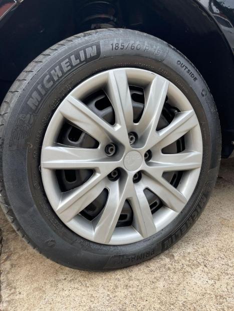 VOLKSWAGEN Fox 1.6 4P TREND FLEX, Foto 12