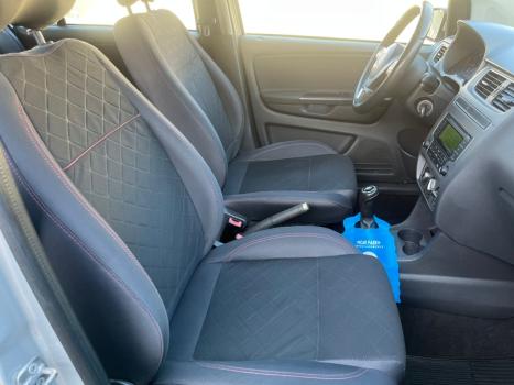 VOLKSWAGEN Fox 1.6 4P HIGHLINE FLEX, Foto 6