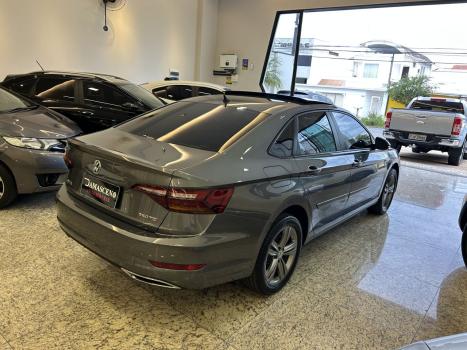 VOLKSWAGEN Jetta 1.4 4P 250 TSI R-LINE AUTOMTICO, Foto 4